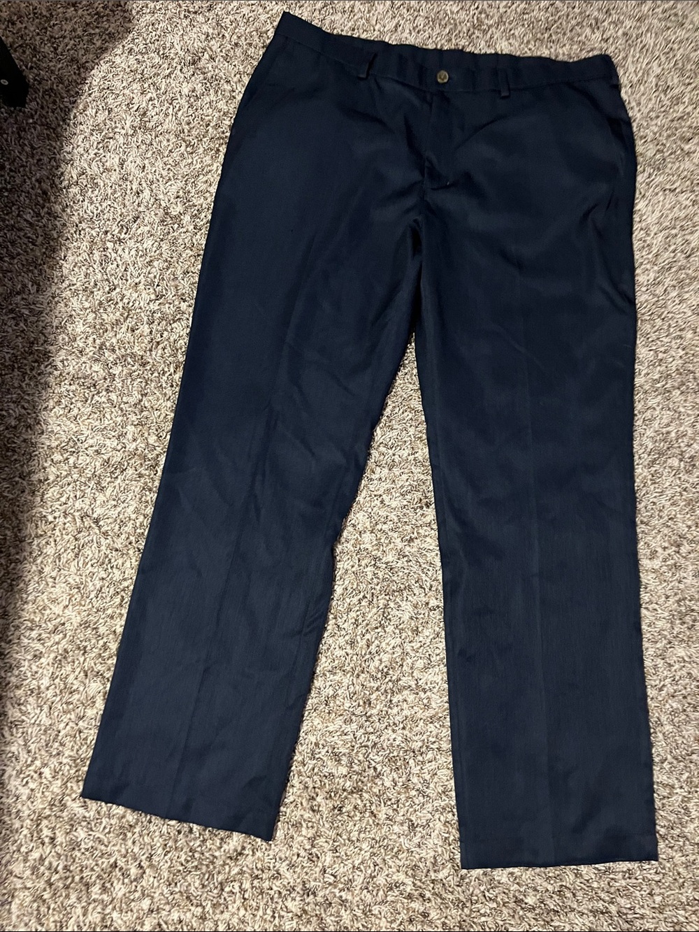 Haggar Men's Dark Navy Dress Pants